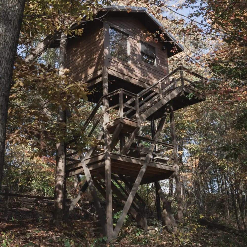 the sky loft Ohio treehouse